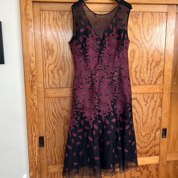 BCBGMaxAzria Dresses & Skirts - BCBGMaxAzria Black Dress with Burgundy Floral Embroidery